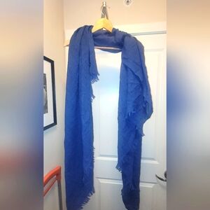 Lululemon  Wool blue blanket scarf